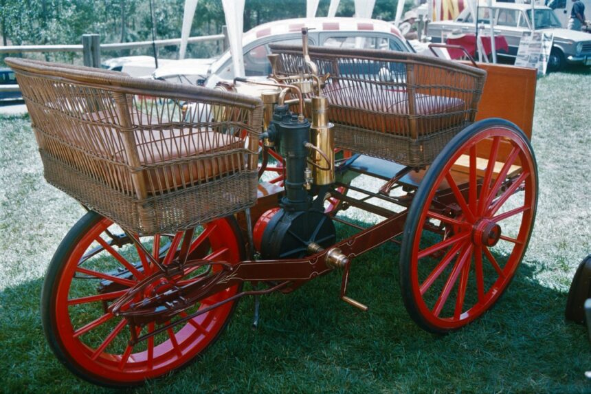 Imagen del triciclo Bonet en la Feria de Sils