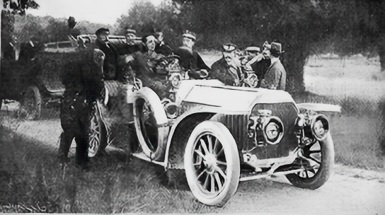 Alfonso XIII con el Panhard-Levassor 50HP