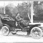 Abadal con el Hispano-Suiza 20-24HP que mostró para su prueba a Alfonso XIII